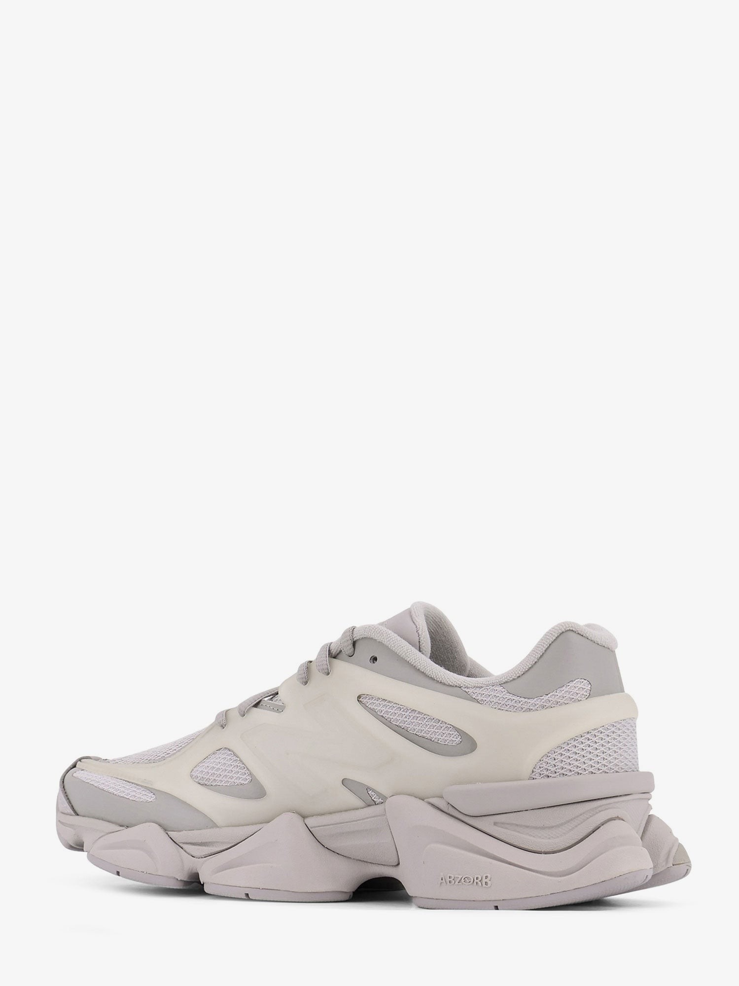 nanito_source_url:https://nokinstyle.com/2397727/nylon-9060-sneakers-with-rubber-inserts.jpg