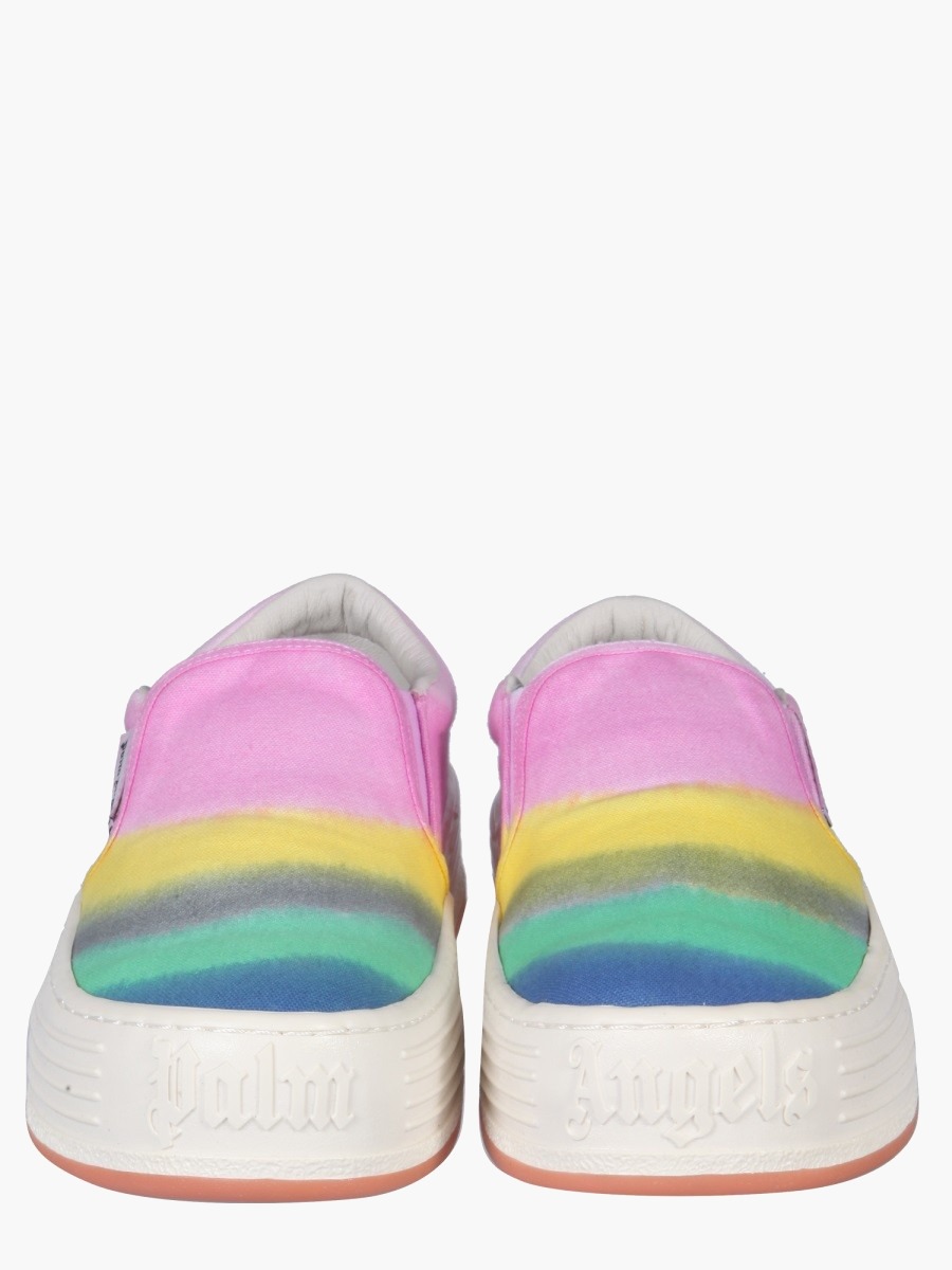 nanito_source_url:https://nokinstyle.com/2344701/suede-slip-on.jpg