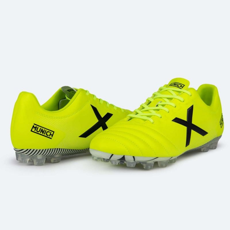 nanito_source_url:https://b2bsportswholesale.net/public/storage/productimages/22/15/b6/9e/1092246/image/xlarge_clean.jpg