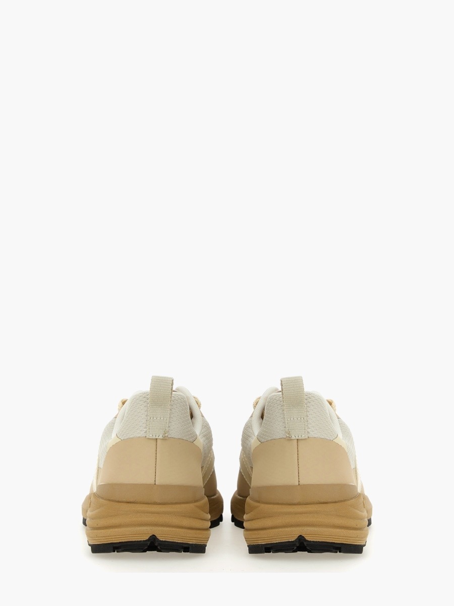 nanito_source_url:https://nokinstyle.com/2347327/sneaker-dekkan.jpg