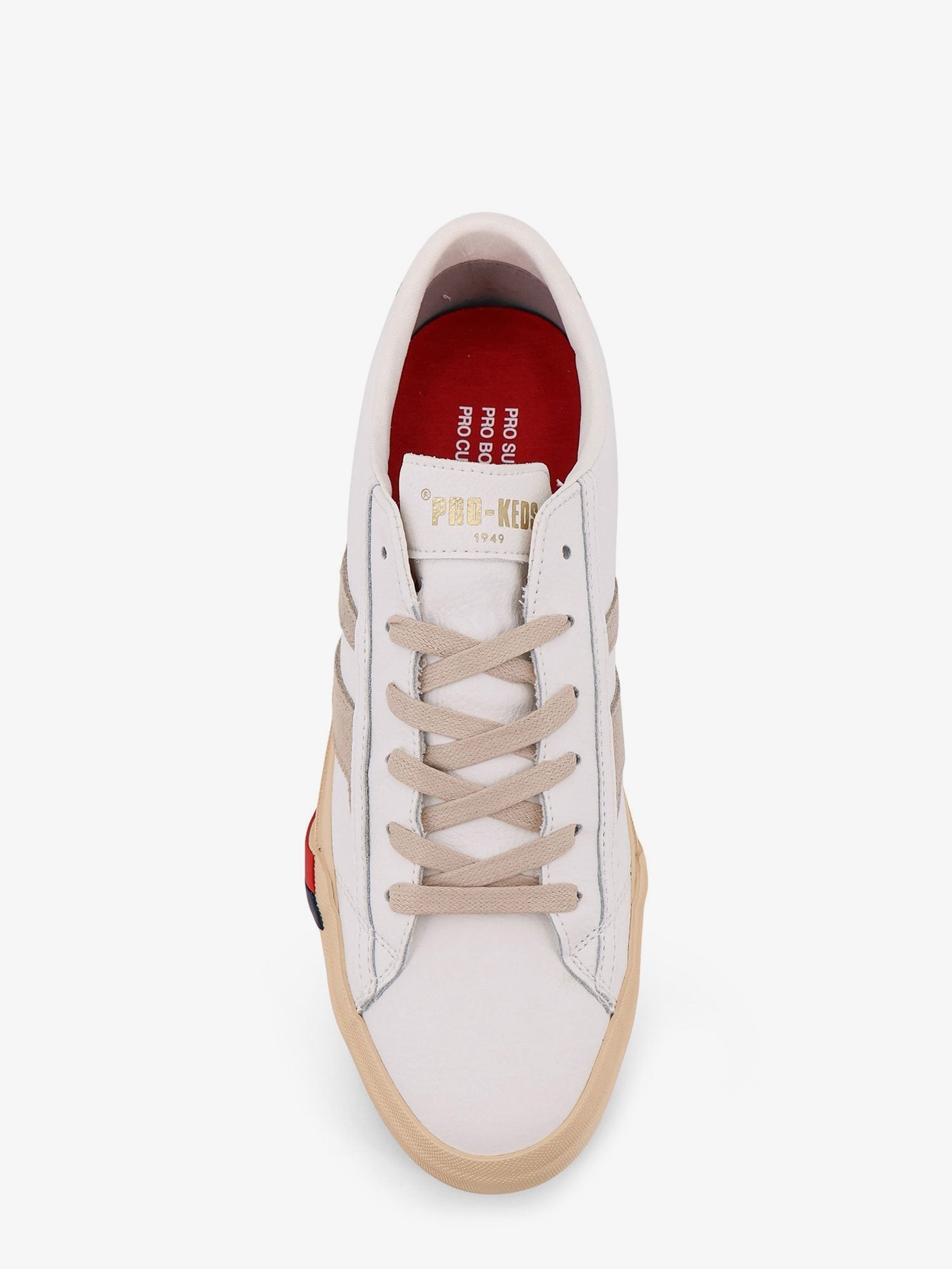 nanito_source_url:https://nokinstyle.com/2402815/royal-classic-leather-sneakers.jpg