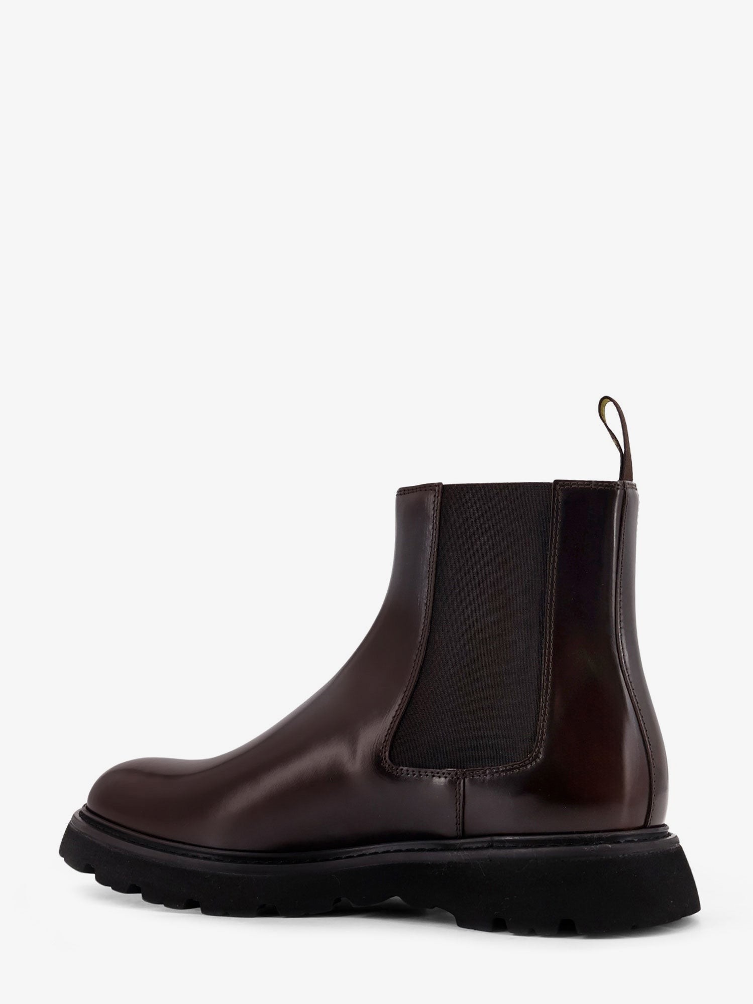 nanito_source_url:https://nokinstyle.com/2406913/horse-leather-ankle-boots.jpg