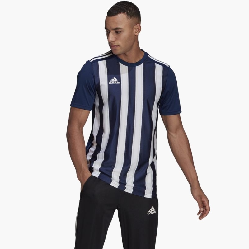 nanito_source_url:https://b2bsportswholesale.net/public/storage/productimages/bd/f0/ad/44/652194/image/xlarge_clean.jpg