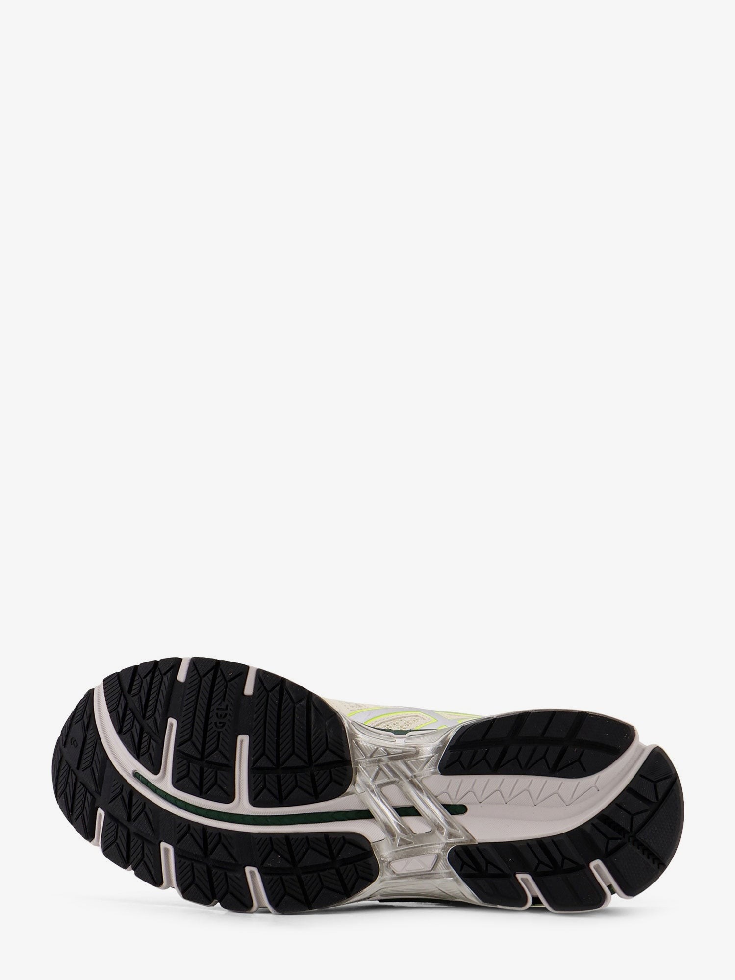 nanito_source_url:https://nokinstyle.com/2408551/gel-kayano-20-low-top-mesh-sneakers.jpg