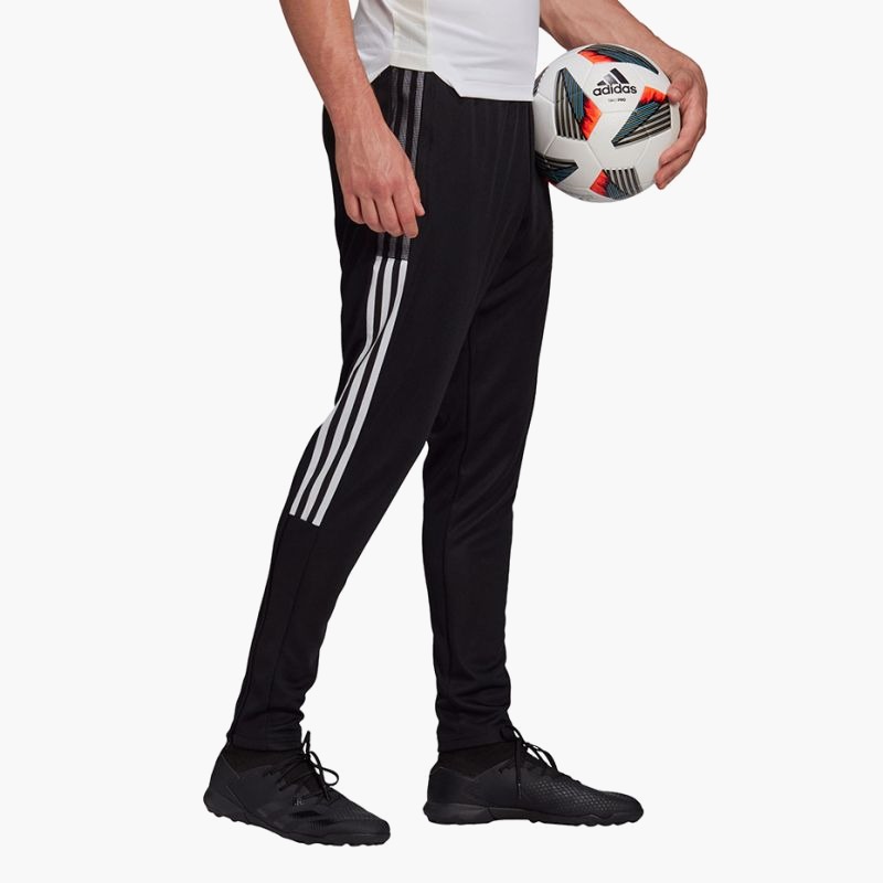 nanito_source_url:https://b2bsportswholesale.net/public/storage/productimages/c2/61/d8/05/620727/image/xlarge_clean.jpg