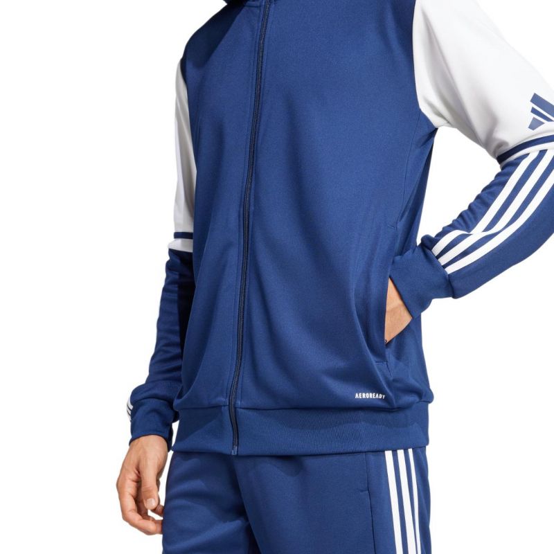 nanito_source_url:https://b2bsportswholesale.net/public/storage/productimages/22/54/e0/99/1521687/image/xlarge_clean.jpg