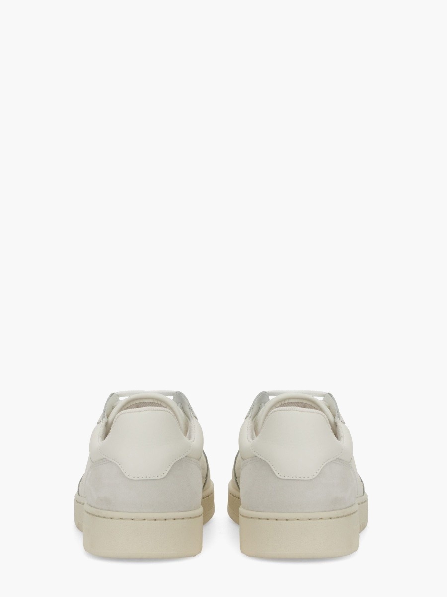 nanito_source_url:https://nokinstyle.com/2332777/sneaker-says-it.jpg
