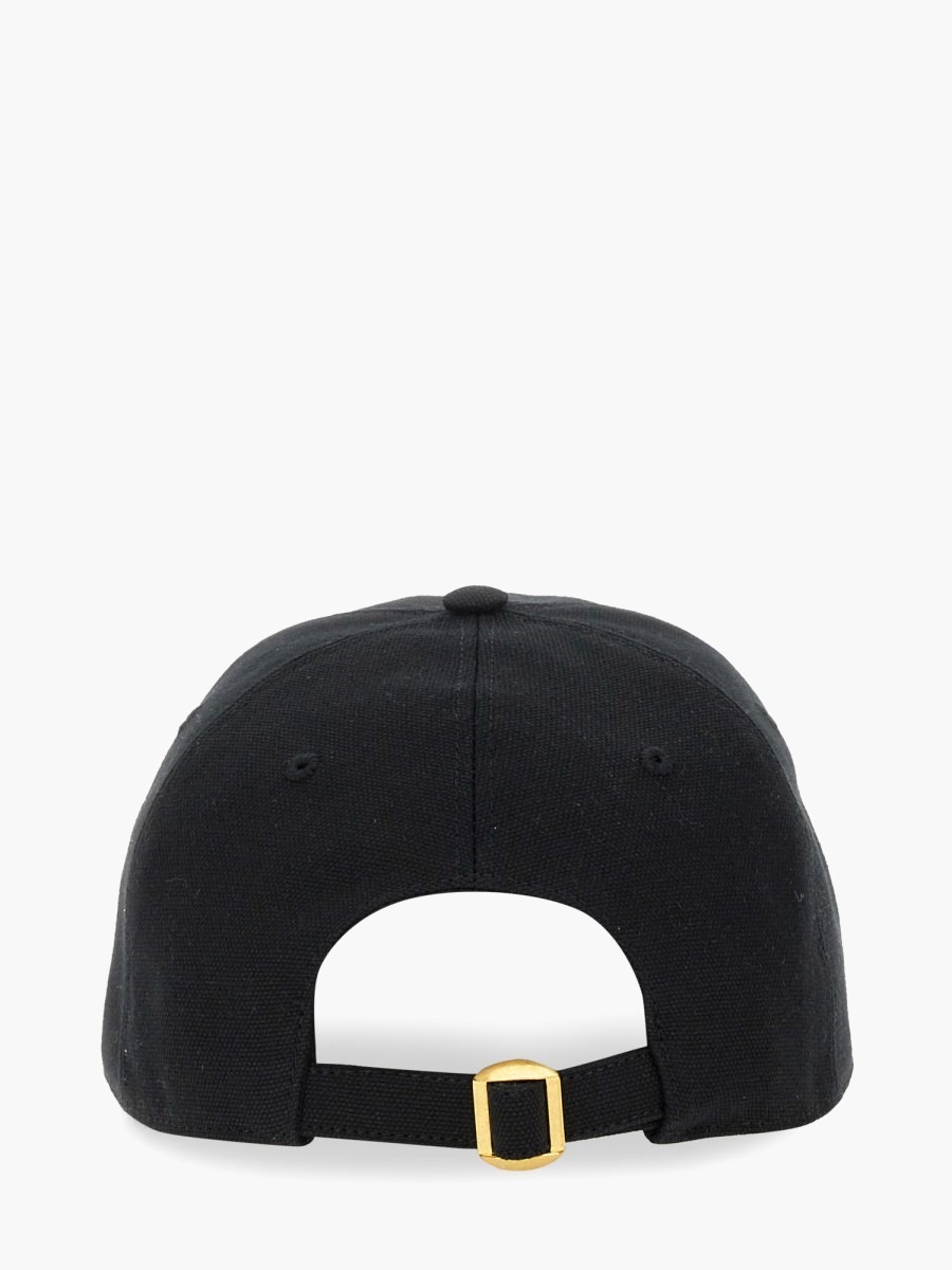 nanito_source_url:https://nokinstyle.com/2384536/chez-valentino-embroidered-baseball-cap.jpg