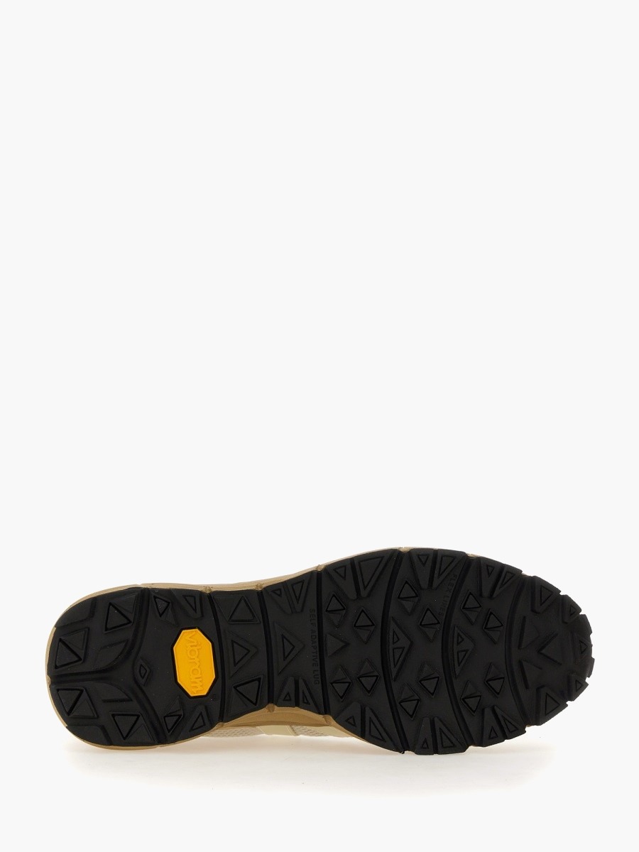 nanito_source_url:https://nokinstyle.com/2347329/sneaker-dekkan.jpg