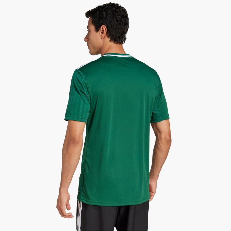 nanito_source_url:https://b2bsportswholesale.net/public/storage/productimages/15/d4/05/f2/1466602/image/xlarge_clean.jpg