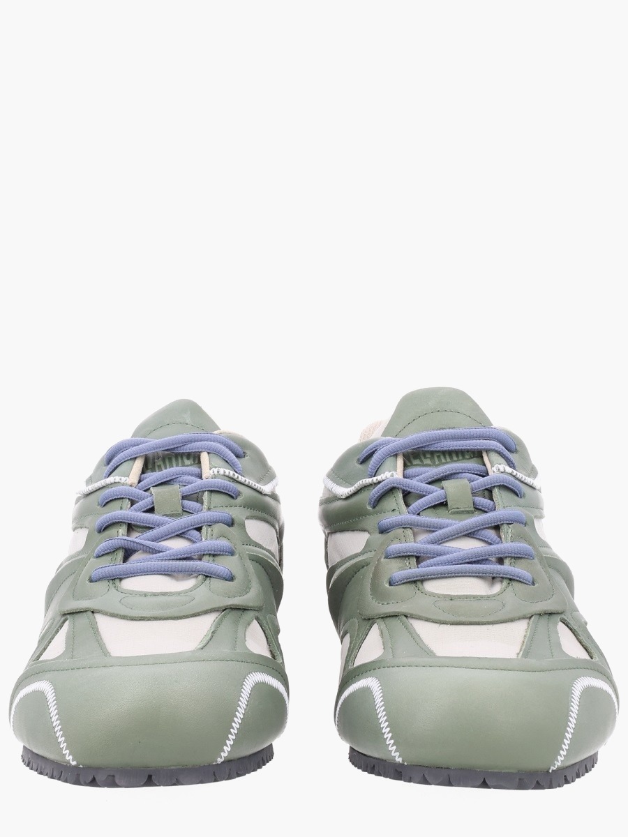 nanito_source_url:https://nokinstyle.com/2334968/sneaker-slow-runner.jpg