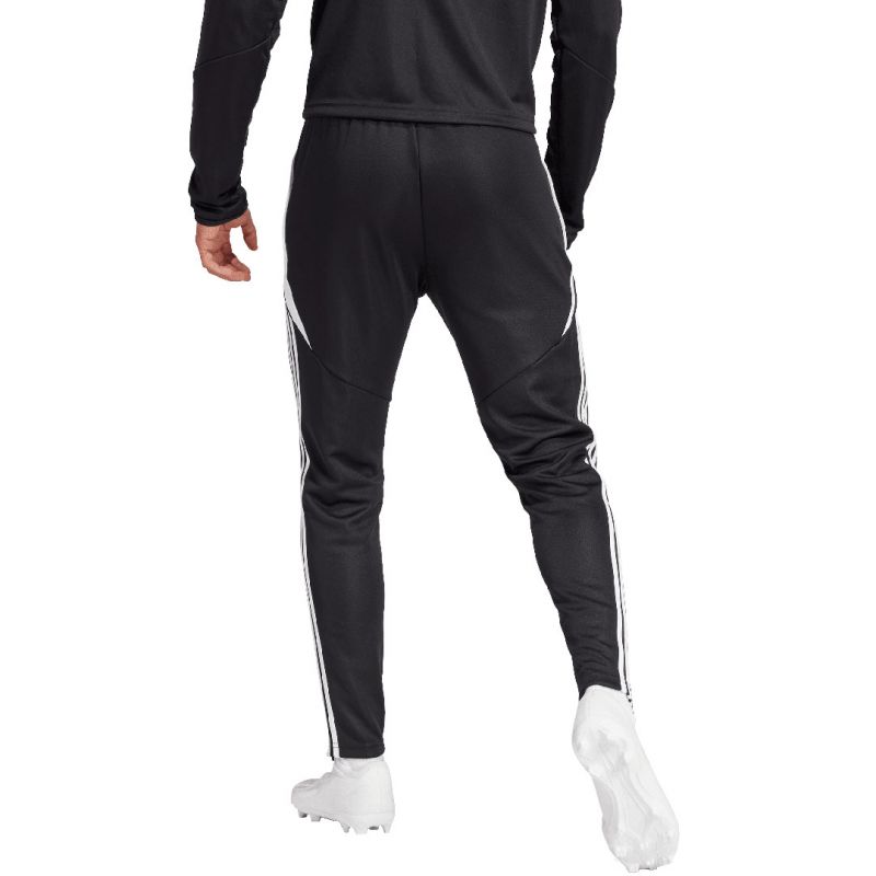 nanito_source_url:https://b2bsportswholesale.net/public/storage/productimages/a8/4a/1d/9c/1374282/image/xlarge_clean.jpg