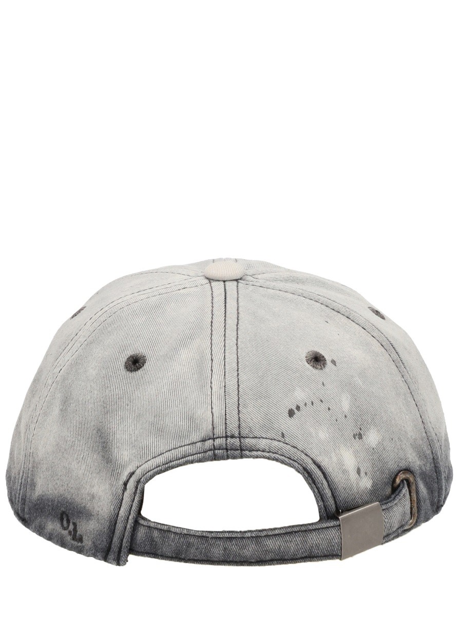 nanito_source_url:https://nokinstyle.com/2423508/cappello-da-baseballl-in-denim.jpg