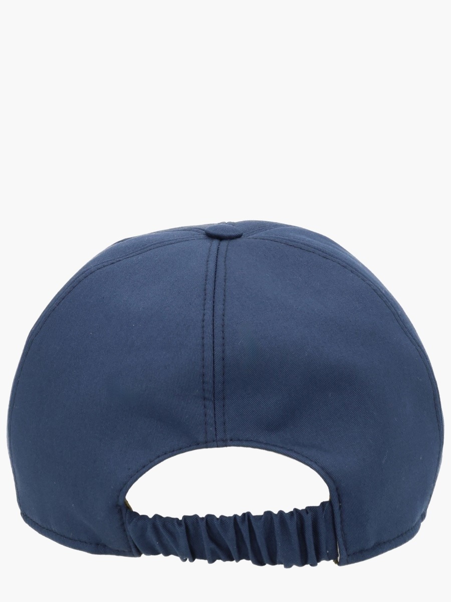 nanito_source_url:https://nokinstyle.com/2341113/baseball-hat-with-logo.jpg