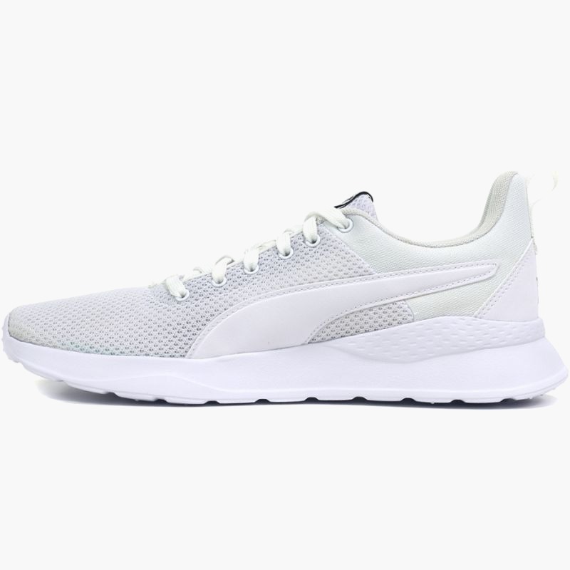 nanito_source_url:https://b2bsportswholesale.net/public/storage/productimages/e0/3a/e7/f8/573058/image/xlarge_clean.jpg