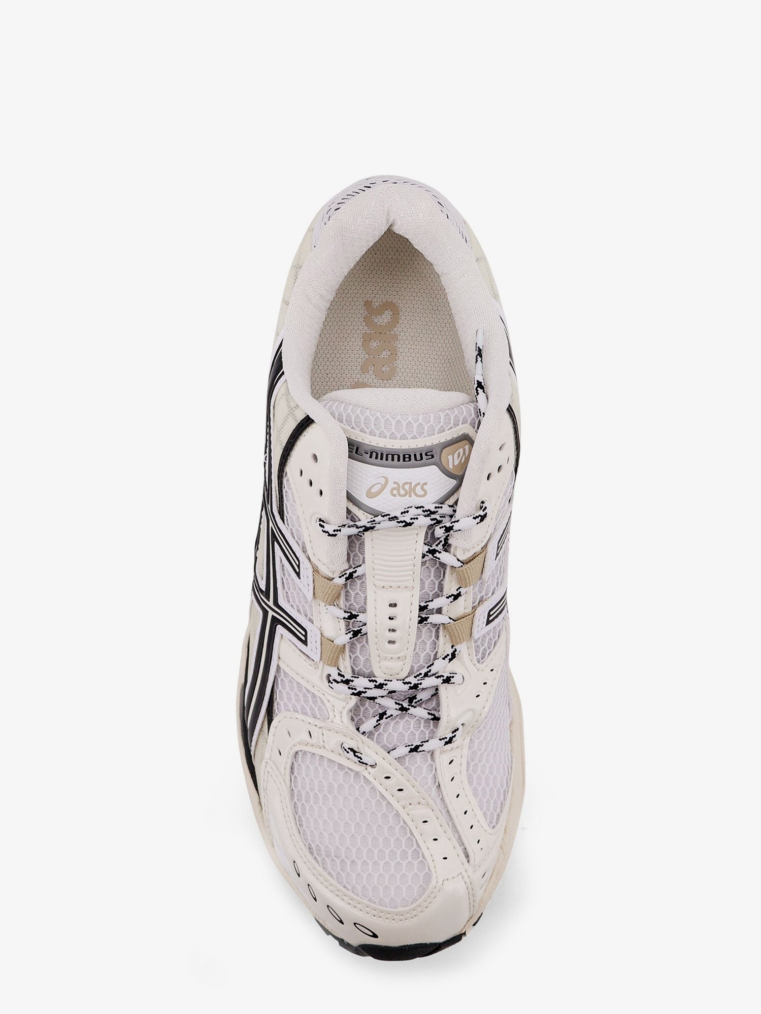 nanito_source_url:https://nokinstyle.com/2398322/gel-nimbus-101-mesh-sneakers-with-logo-on-the-side.jpg