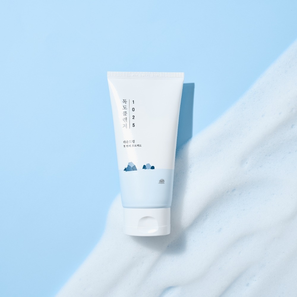 nanito_source_url:https://glowstation.com/wp-content/uploads/ROUND-LAB-1025-Dokdo-Cleanser-2.jpg
