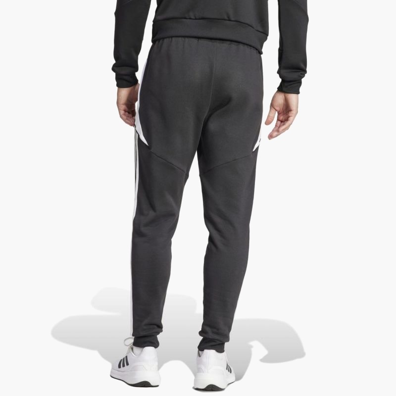 nanito_source_url:https://b2bsportswholesale.net/public/storage/productimages/d4/d0/f5/b9/1054307/image/xlarge_clean.jpg