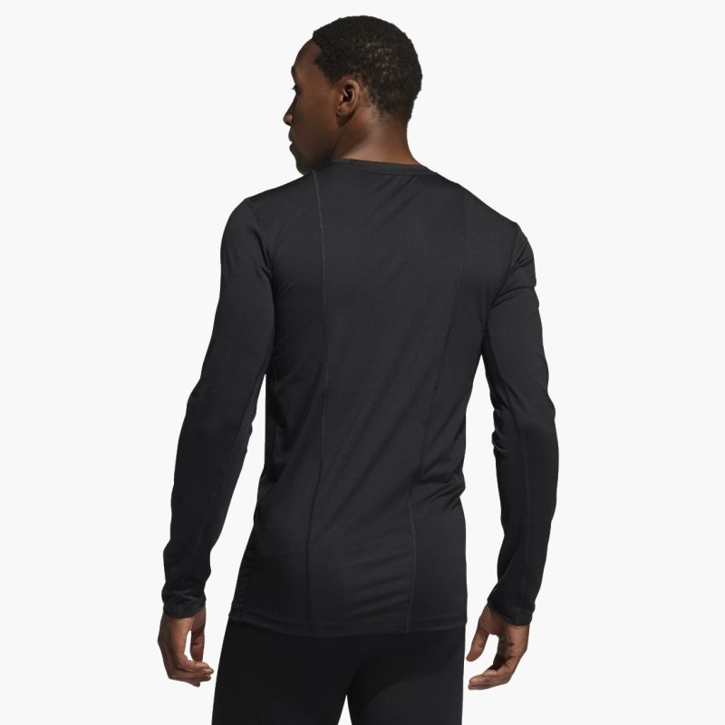nanito_source_url:https://b2bsportswholesale.net/public/storage/productimages/95/ba/f1/bd/817047/image/xlarge_clean.jpg