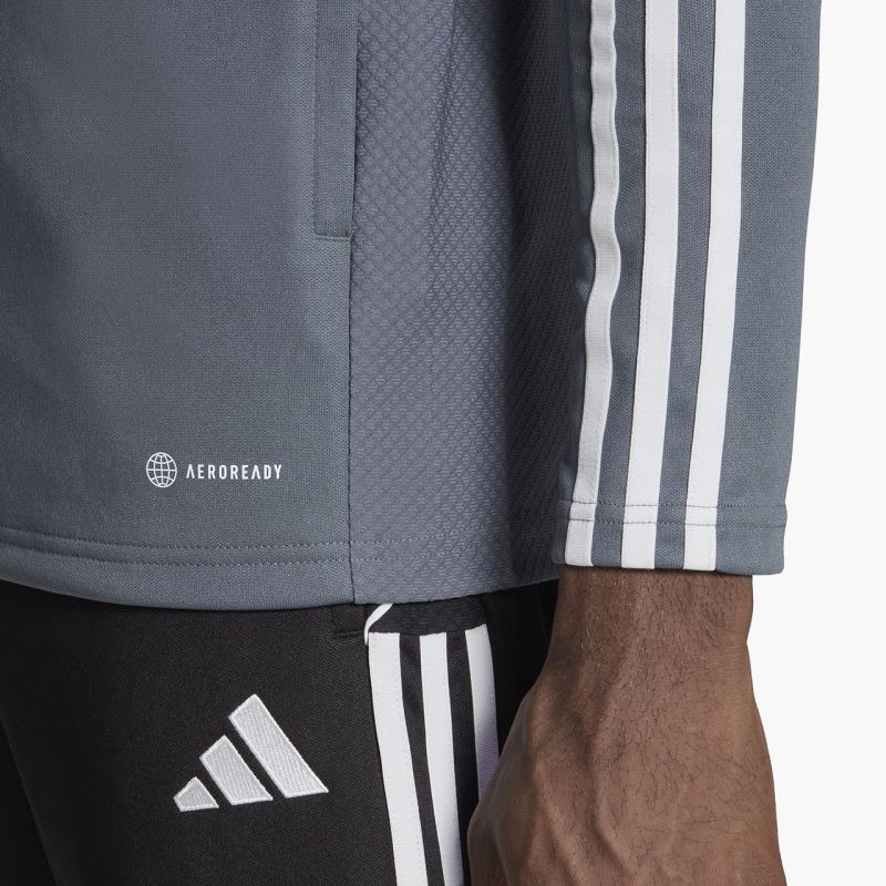 nanito_source_url:https://b2bsportswholesale.net/public/storage/productimages/b2/2b/da/88/933404/image/xlarge_clean.jpg