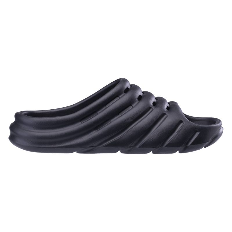 nanito_source_url:https://b2bsportswholesale.net/public/storage/productimages/63/c0/bd/f8/1341861/image/xlarge_clean.jpg