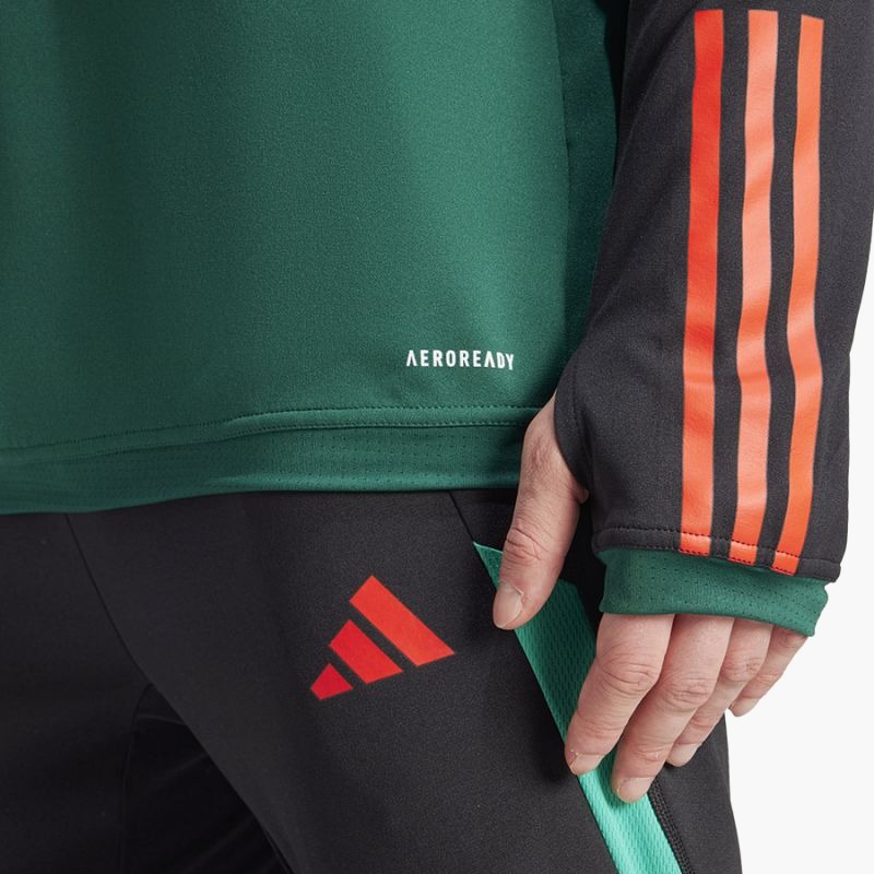 nanito_source_url:https://b2bsportswholesale.net/public/storage/productimages/c8/f3/f7/5d/1061461/image/xlarge_clean.jpg