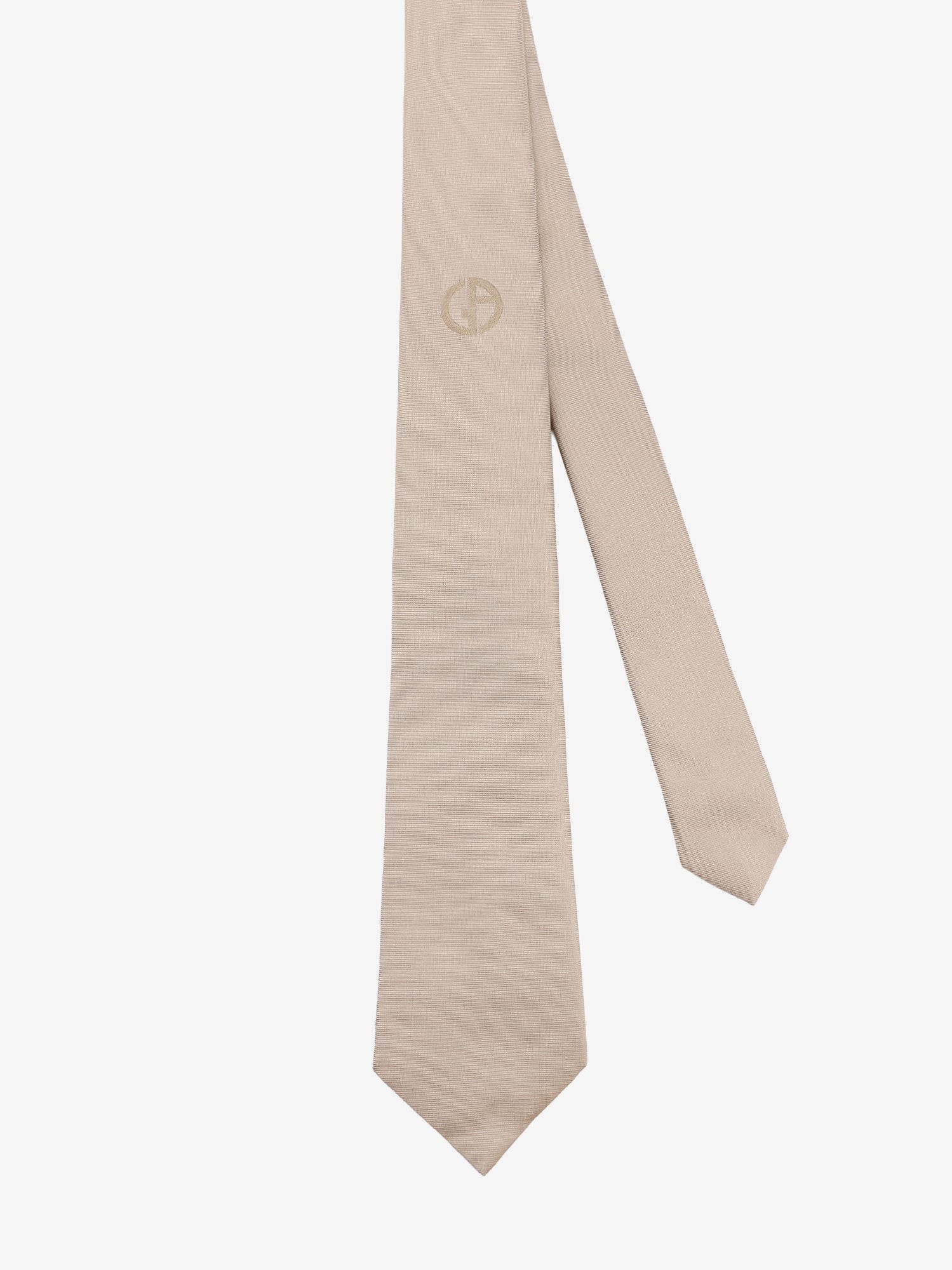 nanito_source_url:https://nokinstyle.com/2442337/silk-tie.jpg