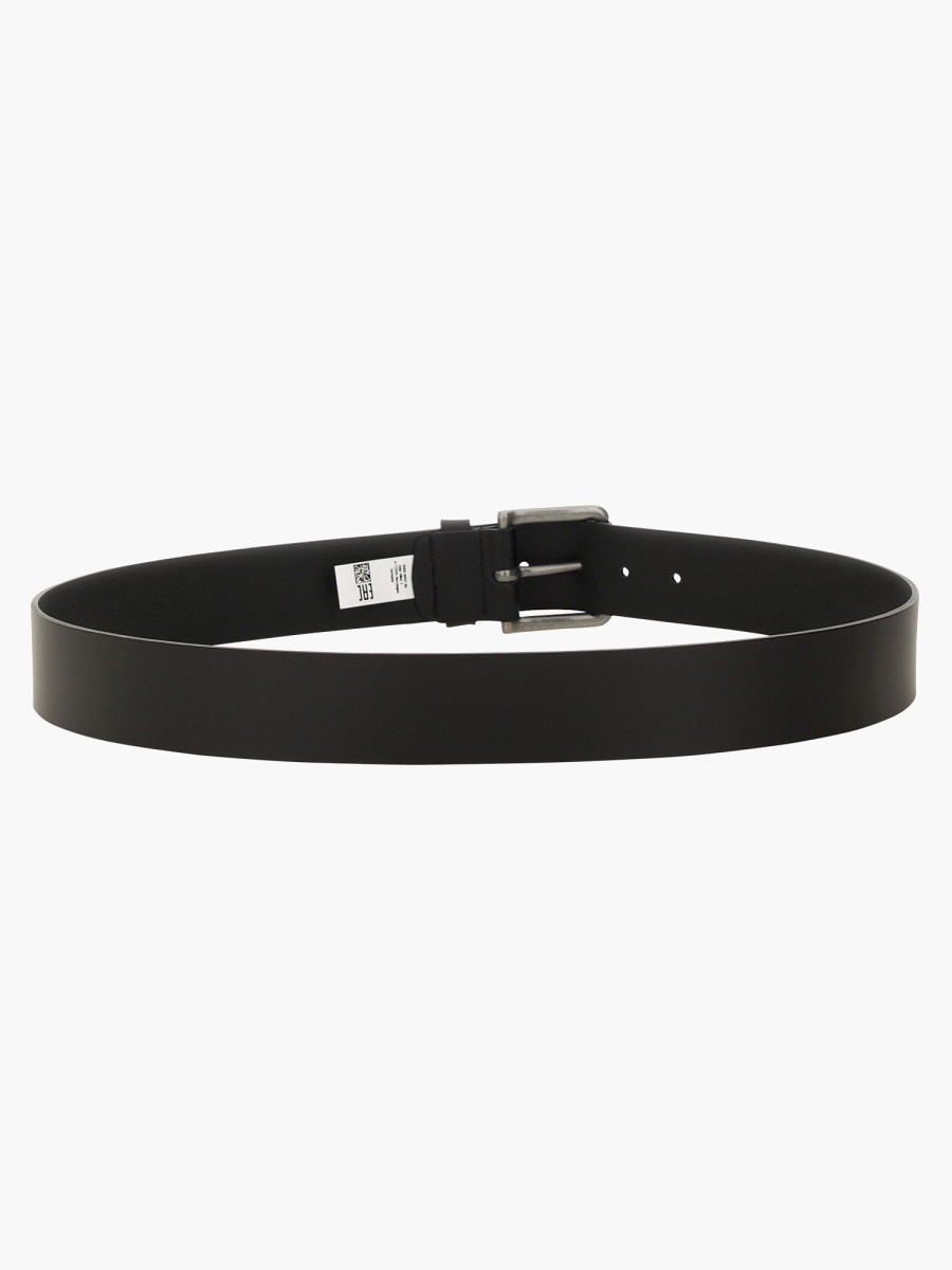 nanito_source_url:https://nokinstyle.com/2342228/belt-with-buckle.jpg