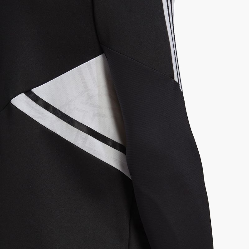 nanito_source_url:https://b2bsportswholesale.net/public/storage/productimages/54/7c/62/e4/2241762/image/xlarge_clean.jpg