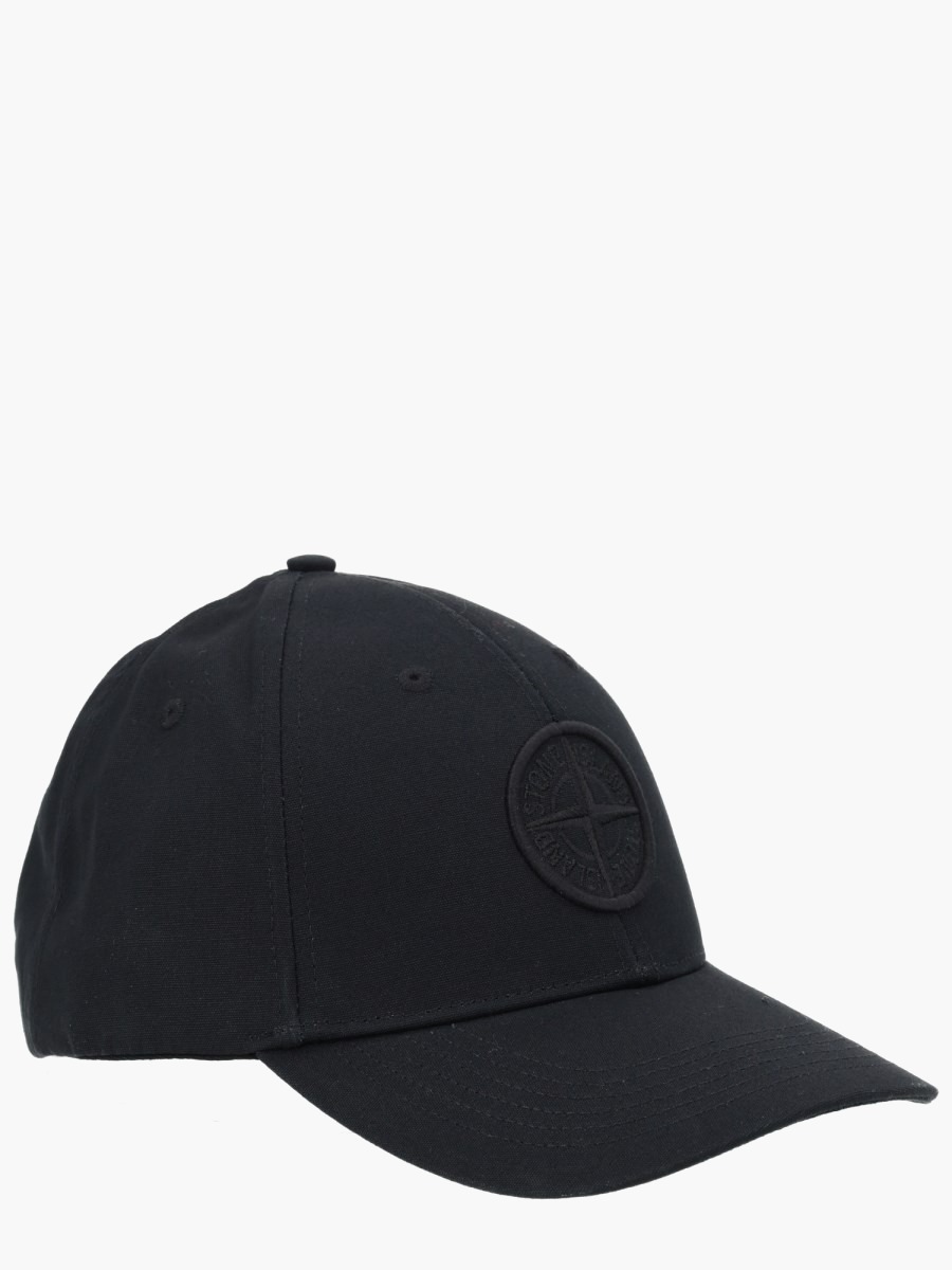 nanito_source_url:https://nokinstyle.com/2336880/baseball-hat-with-logo.jpg