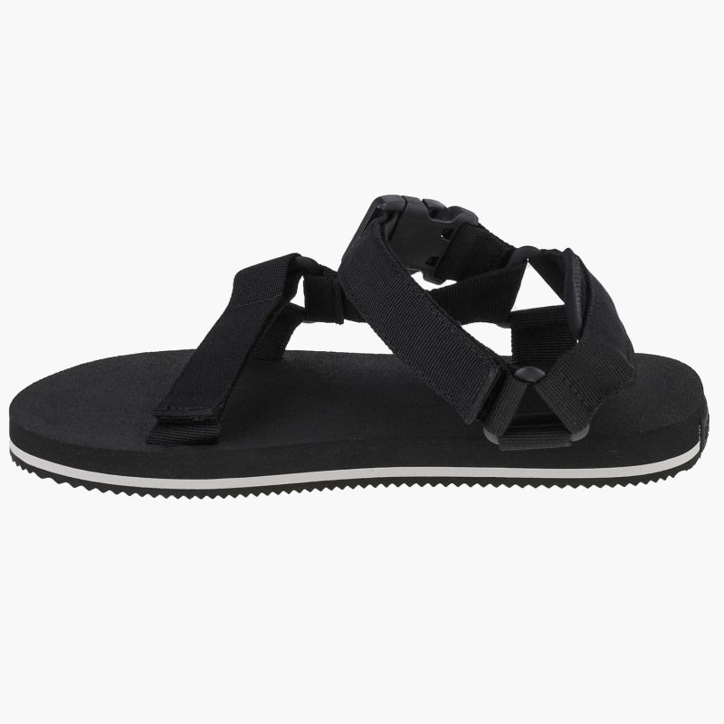 nanito_source_url:https://b2bsportswholesale.net/public/storage/productimages/2f/8d/5a/b3/946646/image/xlarge_clean.jpg
