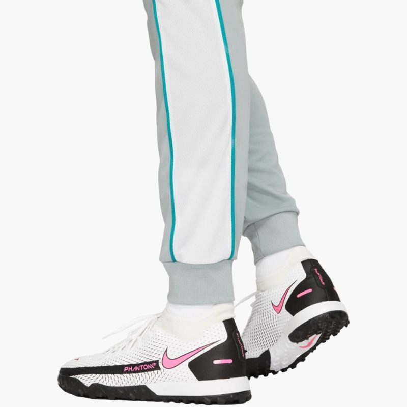 nanito_source_url:https://b2bsportswholesale.net/public/storage/productimages/1b/e8/30/96/2201103/image/xlarge_clean.jpg