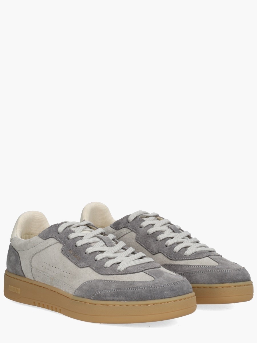 nanito_source_url:https://nokinstyle.com/2328324/says-t-toe-sneaker.jpg