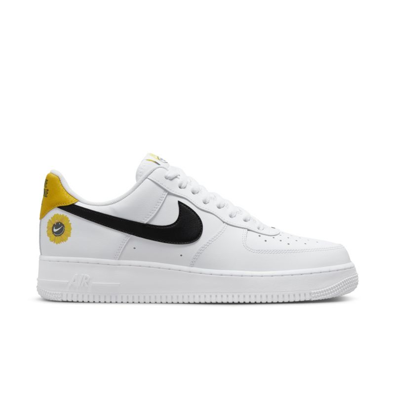 nanito_source_url:https://b2bsportswholesale.net/public/storage/productimages/2b/26/45/0a/840014/image/xlarge_clean.jpg