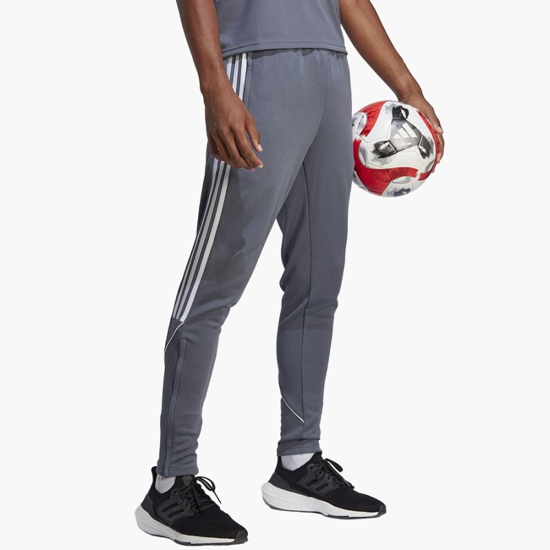nanito_source_url:https://b2bsportswholesale.net/public/storage/productimages/1f/f6/2d/01/1231117/image/xlarge_clean.jpg