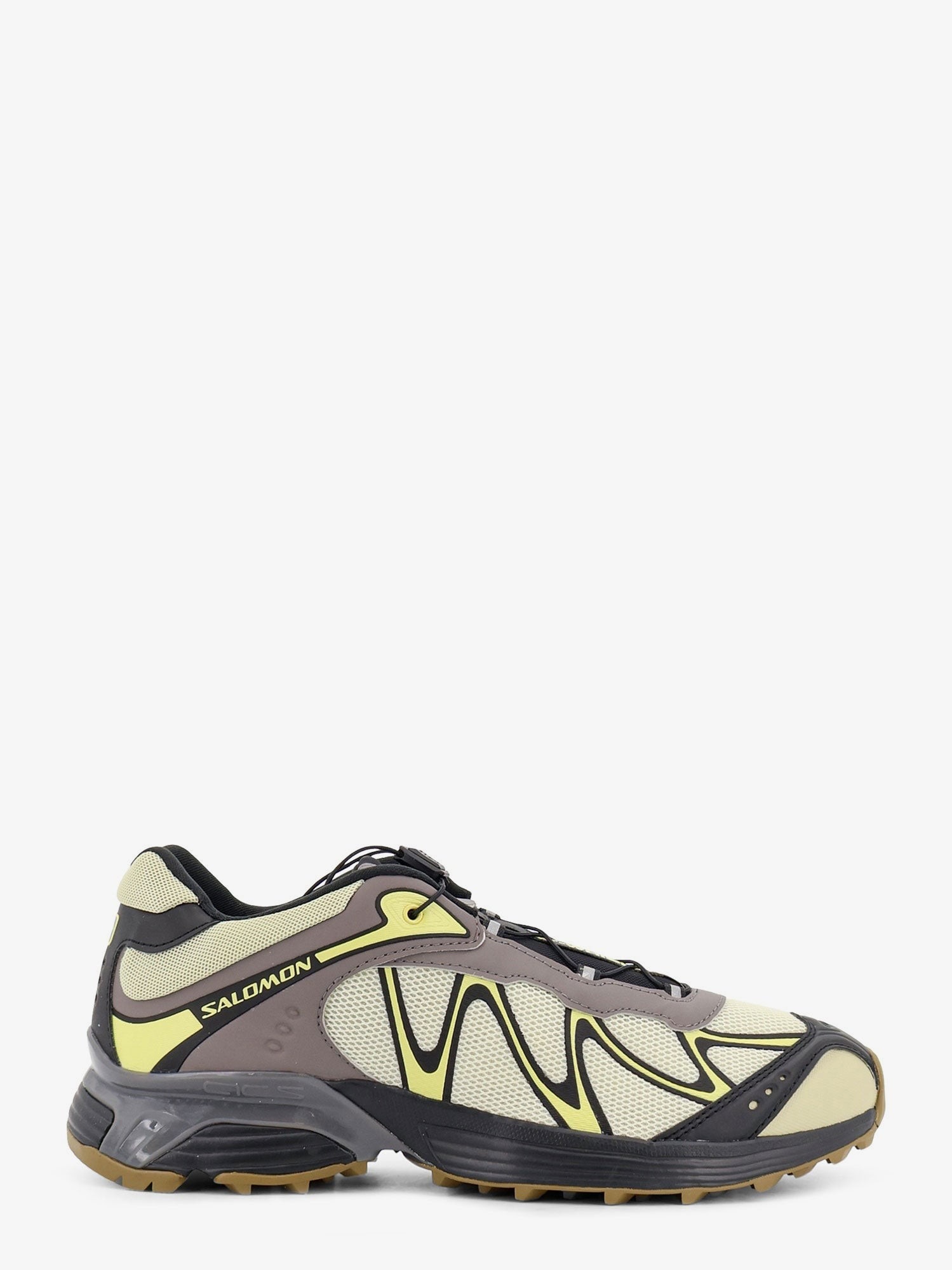 nanito_source_url:https://nokinstyle.com/2419294/xt-whispext-mesh-sneakers-with-side-logo.jpg