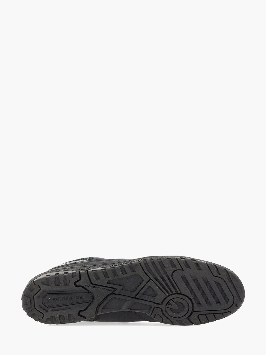 nanito_source_url:https://nokinstyle.com/2323103/sneaker-650.jpg