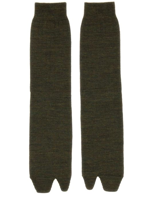TABI SOCKS.
