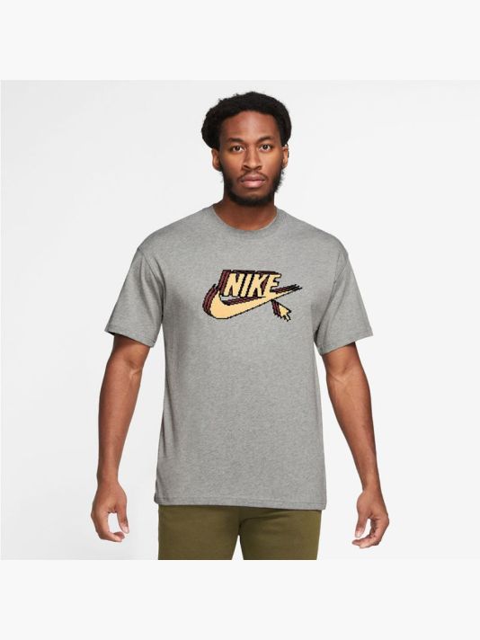 Nike Sportswear T-shirt M FD1296-063