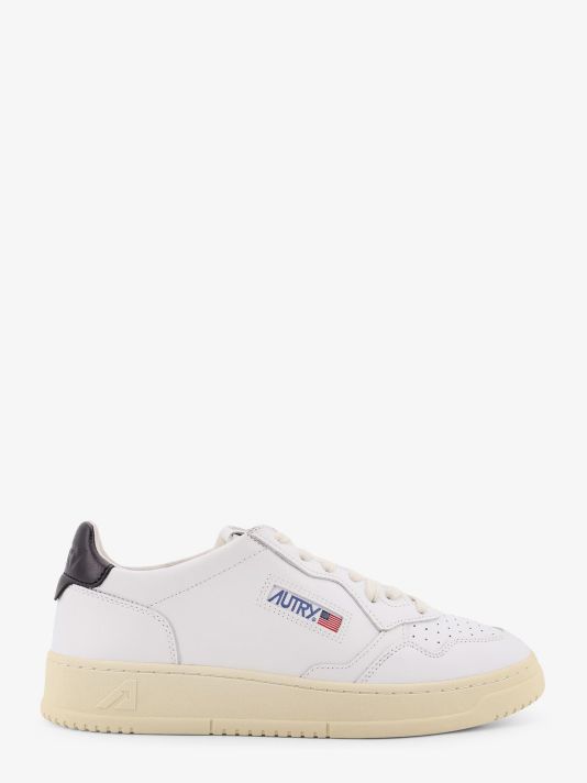 Medalist Low leather sneakers with side logo