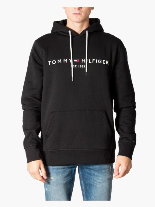 Tommy Hilfigeri teksapüksid ja meeste dressipluus