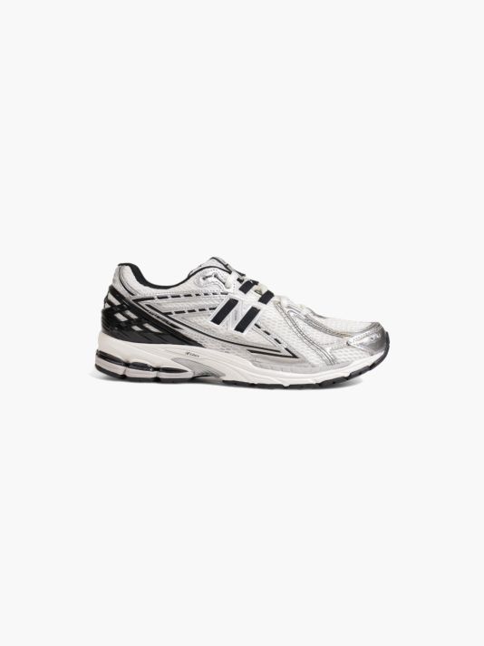 New Balance'i meeste tossud