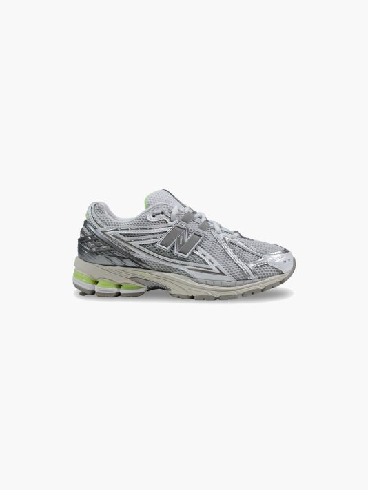 New Balance'i meeste tossud