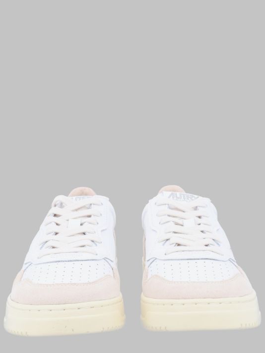 SNEAKER "MEDALIST LOW"