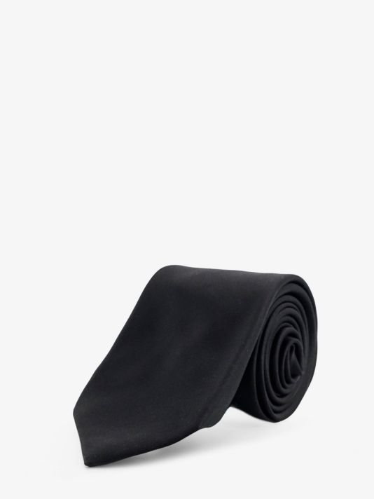 Silk tie