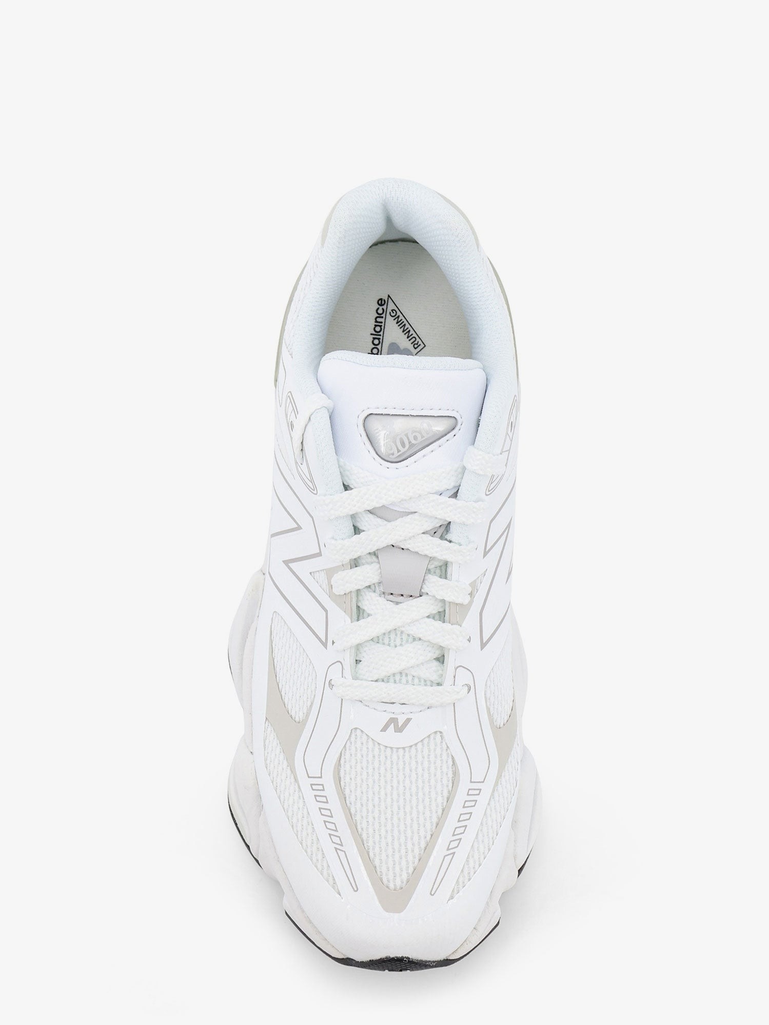 nanito_source_url:https://nokinstyle.com/2391343/u90608-mesh-sneakers-with-side-logo.jpg