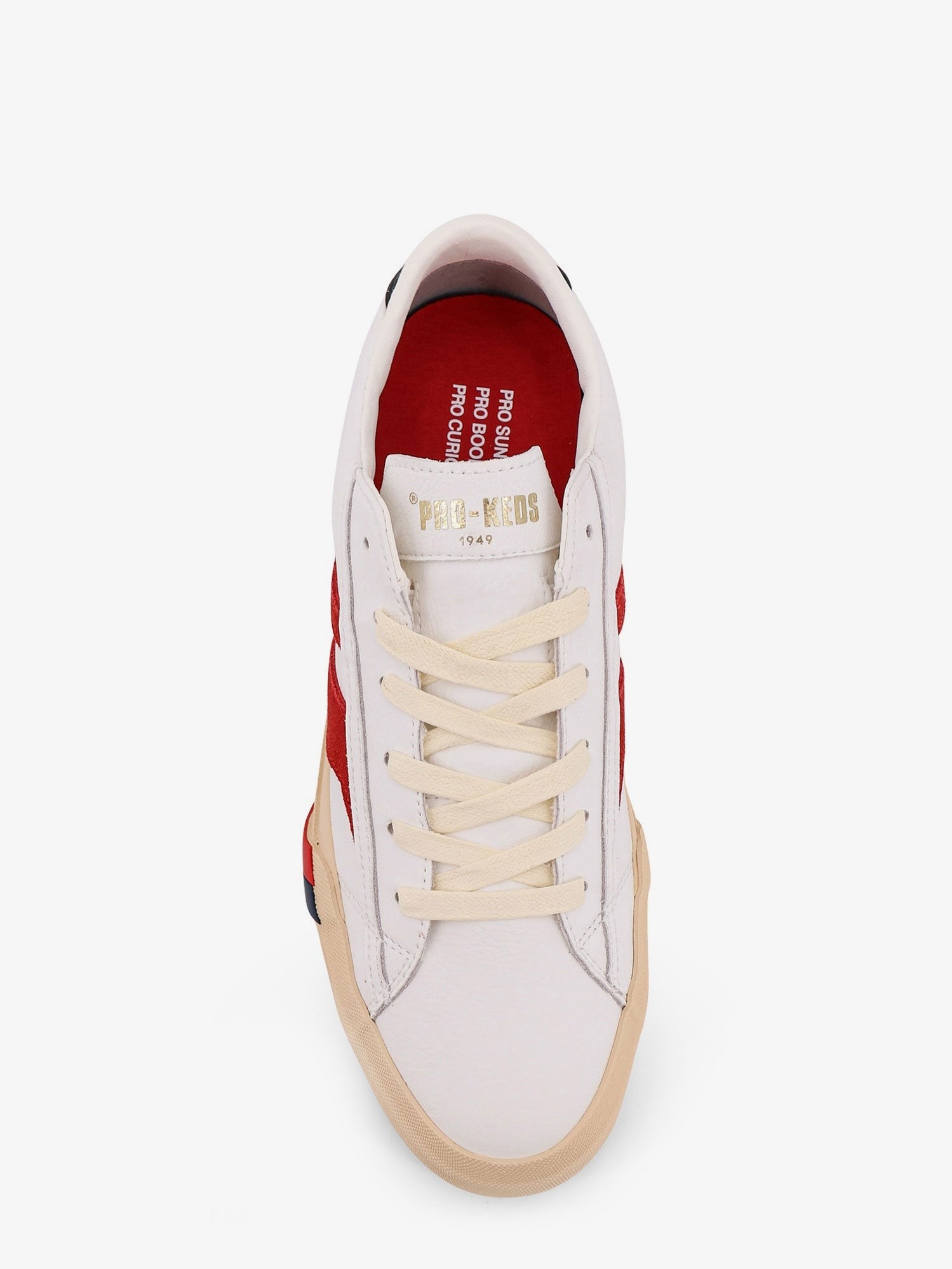 nanito_source_url:https://nokinstyle.com/2402891/royal-classic-leater-sneakers.jpg