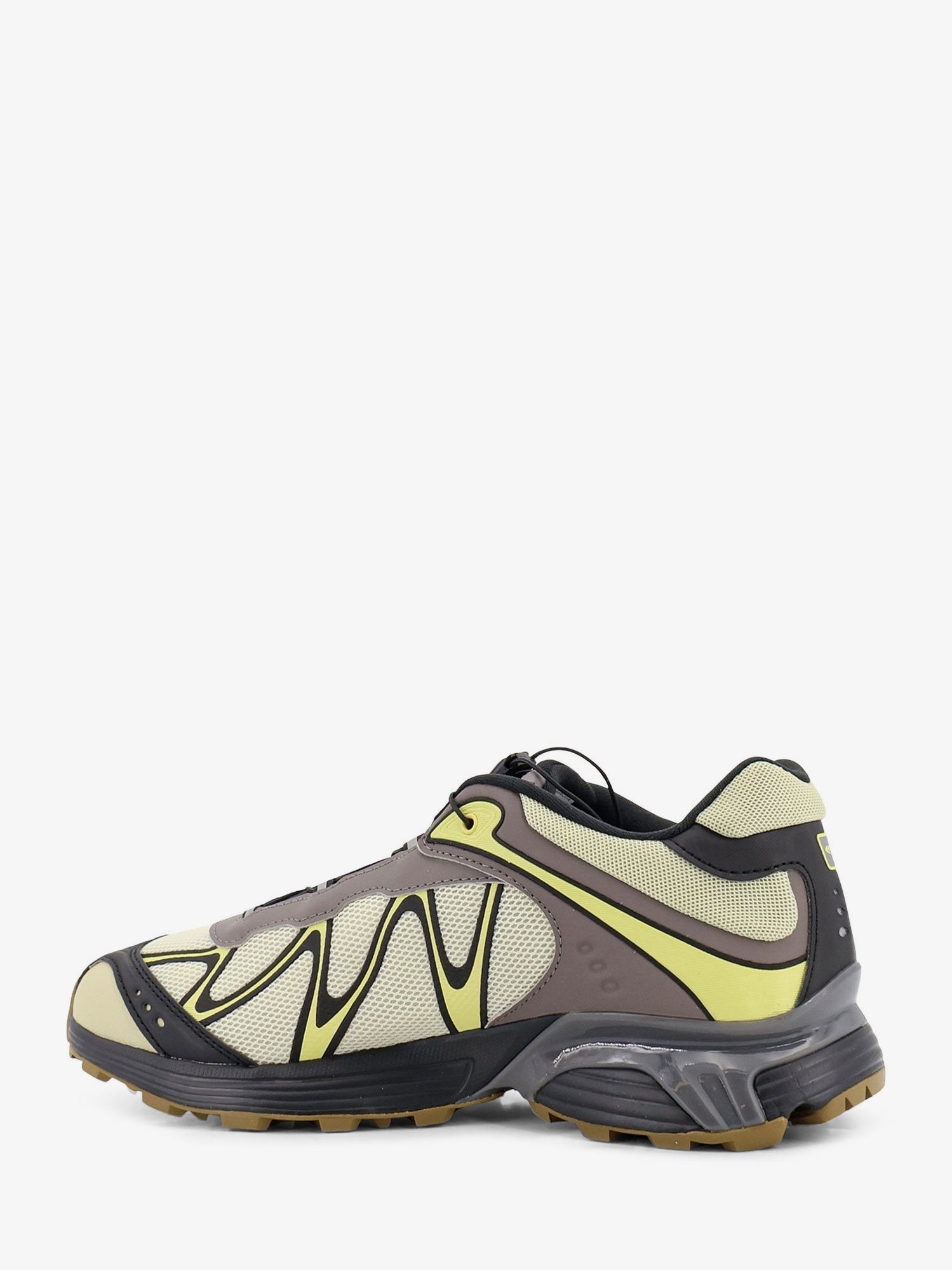 nanito_source_url:https://nokinstyle.com/2419296/xt-whispext-mesh-sneakers-with-side-logo.jpg