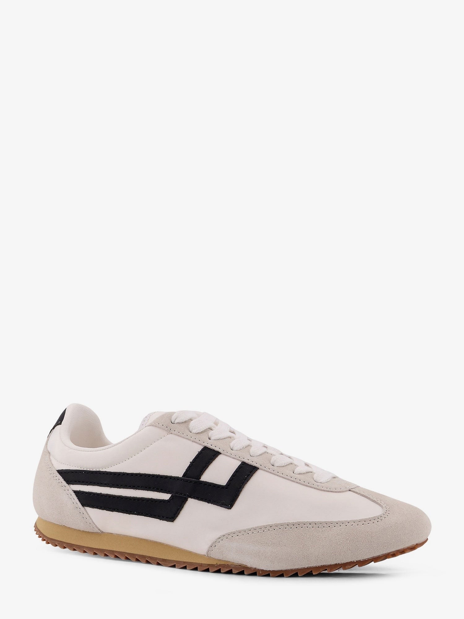 nanito_source_url:https://nokinstyle.com/2402838/racer-77-leather-sneakers.jpg
