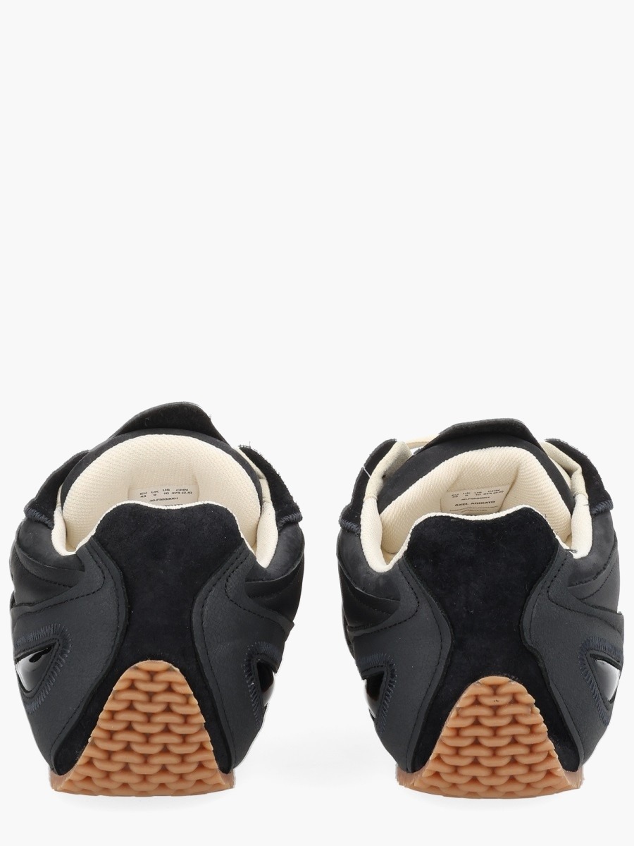 nanito_source_url:https://nokinstyle.com/2326671/slow-runner-sneaker.jpg